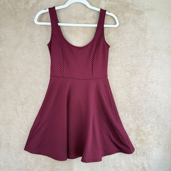 Womens Skater Dress Sz Small Burgundy Fit Flare Mini Y2K Sleeveless Stretch - Picture 4 of 9